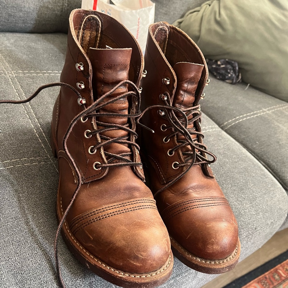 Redwing iron rangers men size 8